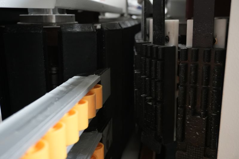 10 Motors Glass Beveling Polishing Machine