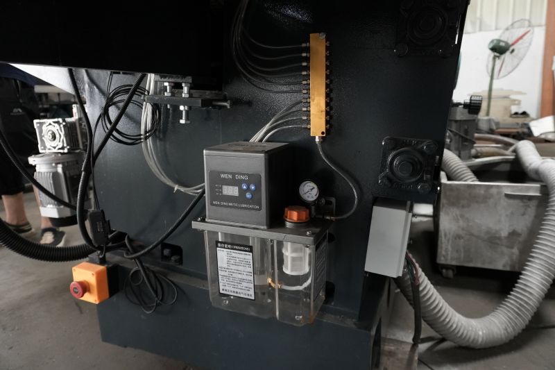 10 Motors Glass Beveling Polishing Machine