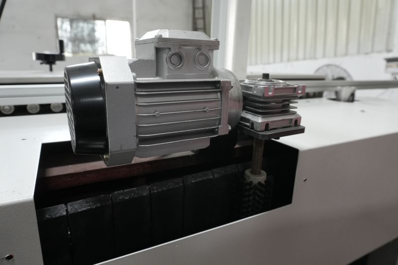 10 Motors Glass Beveling Polishing Machine
